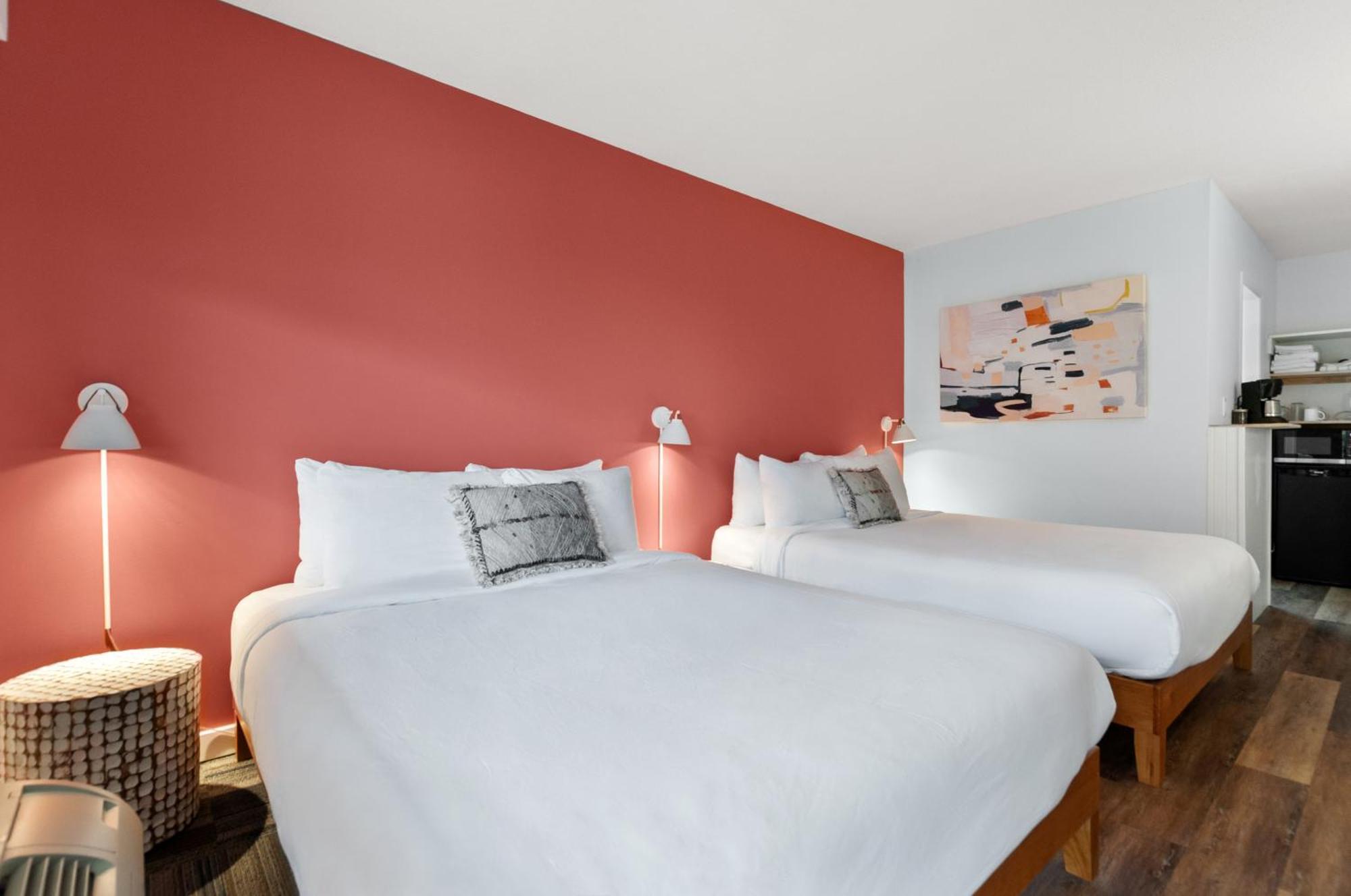 Okanagan Lakefront Resort 彭蒂克顿 外观 照片