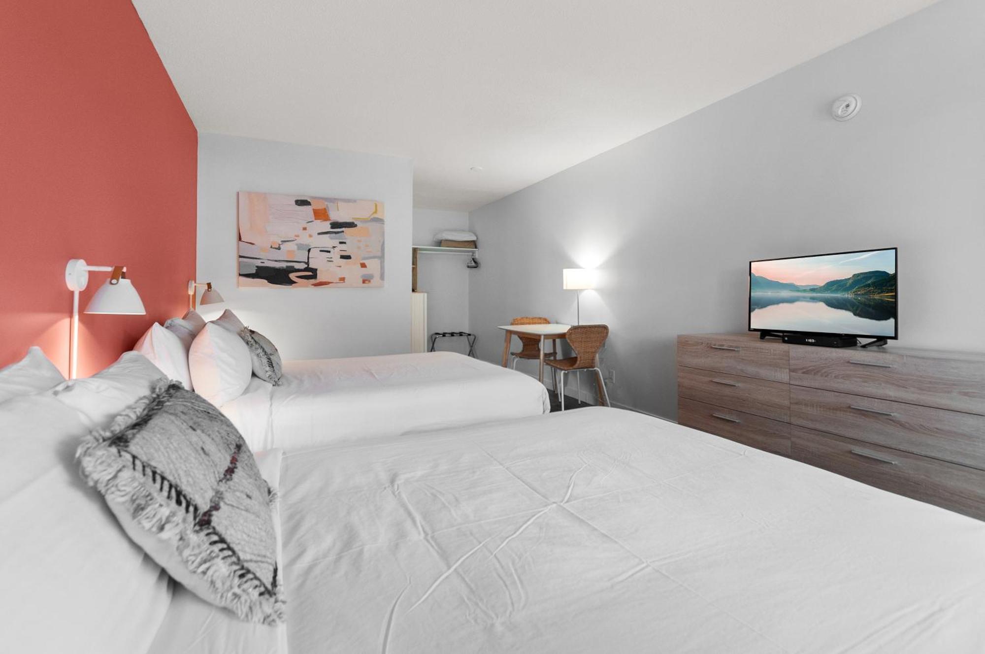 Okanagan Lakefront Resort 彭蒂克顿 外观 照片