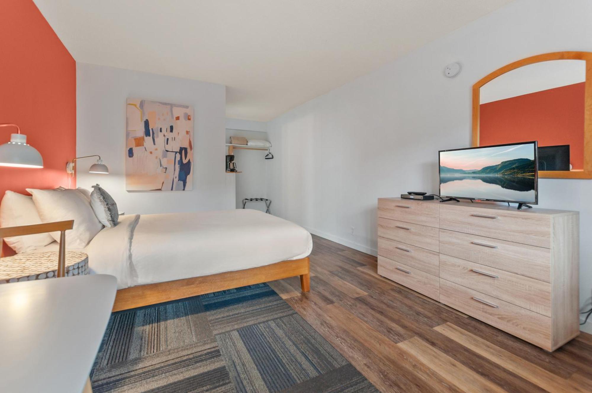 Okanagan Lakefront Resort 彭蒂克顿 外观 照片