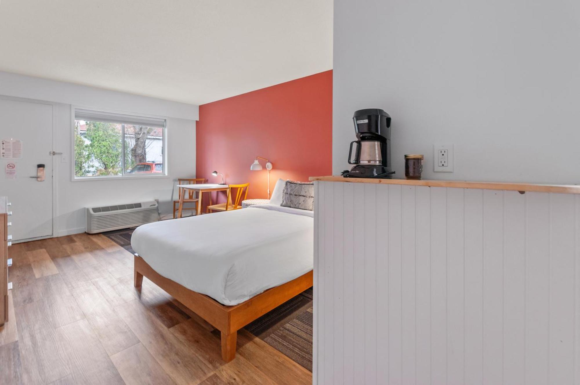 Okanagan Lakefront Resort 彭蒂克顿 外观 照片