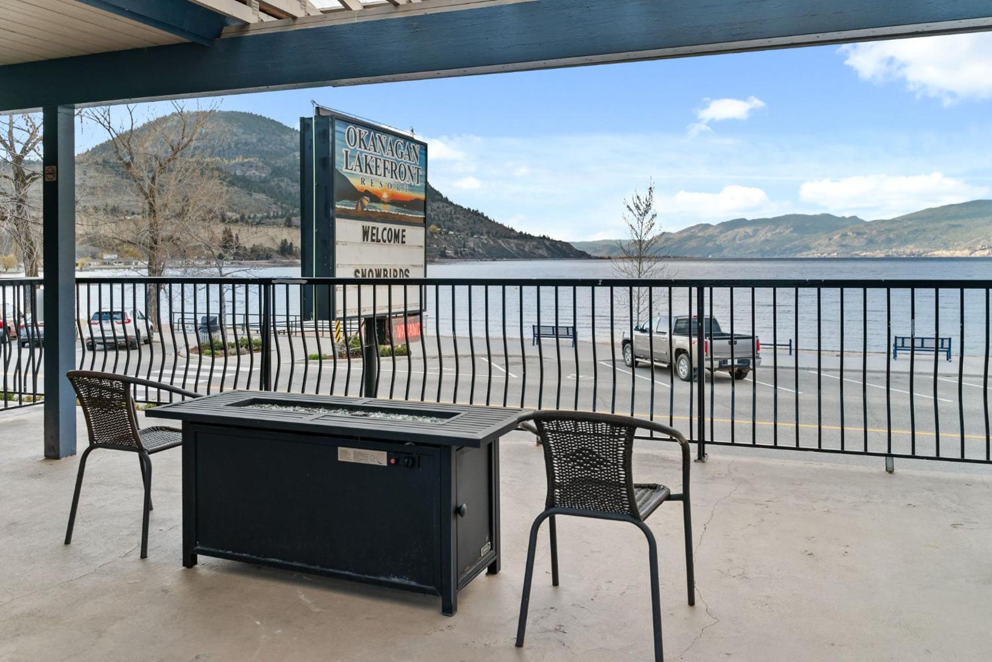 Okanagan Lakefront Resort 彭蒂克顿 外观 照片